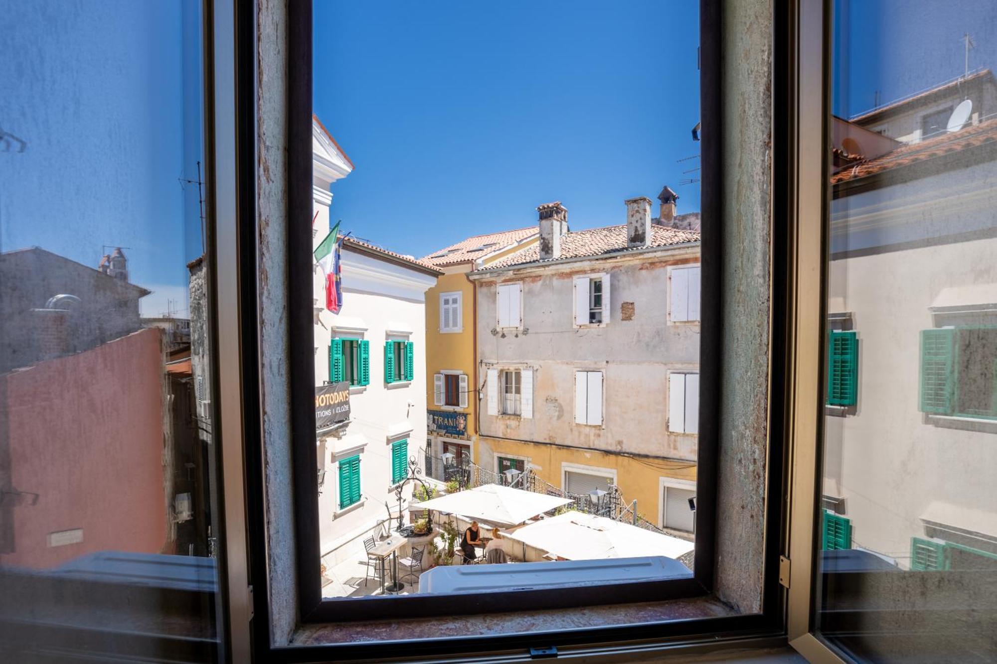 Central Apartments Circolo Rovinj Ngoại thất bức ảnh