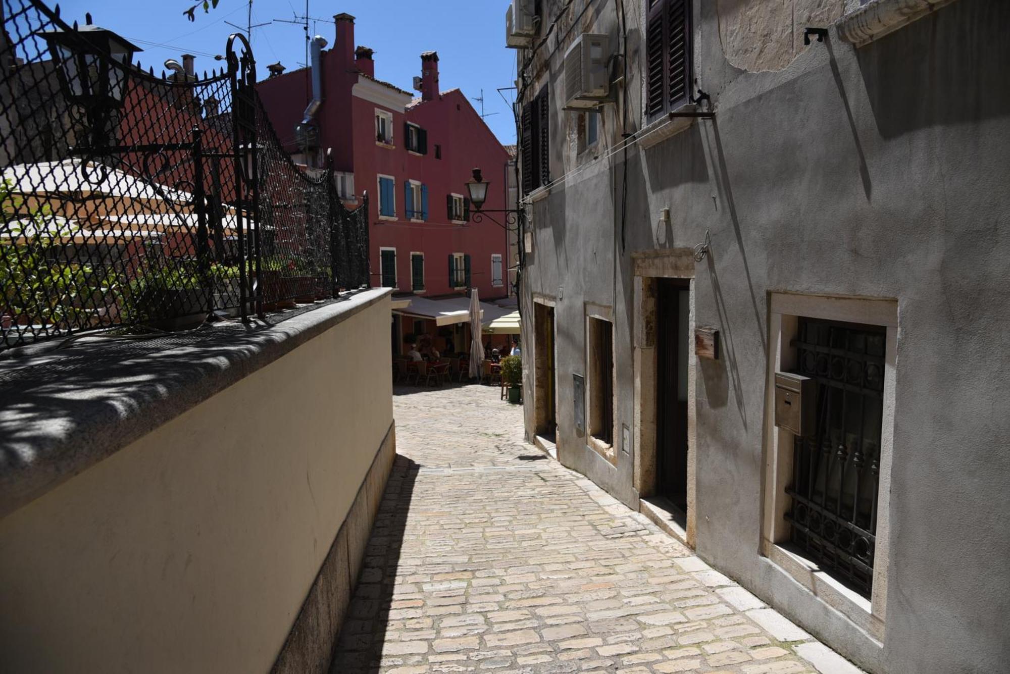Central Apartments Circolo Rovinj Ngoại thất bức ảnh